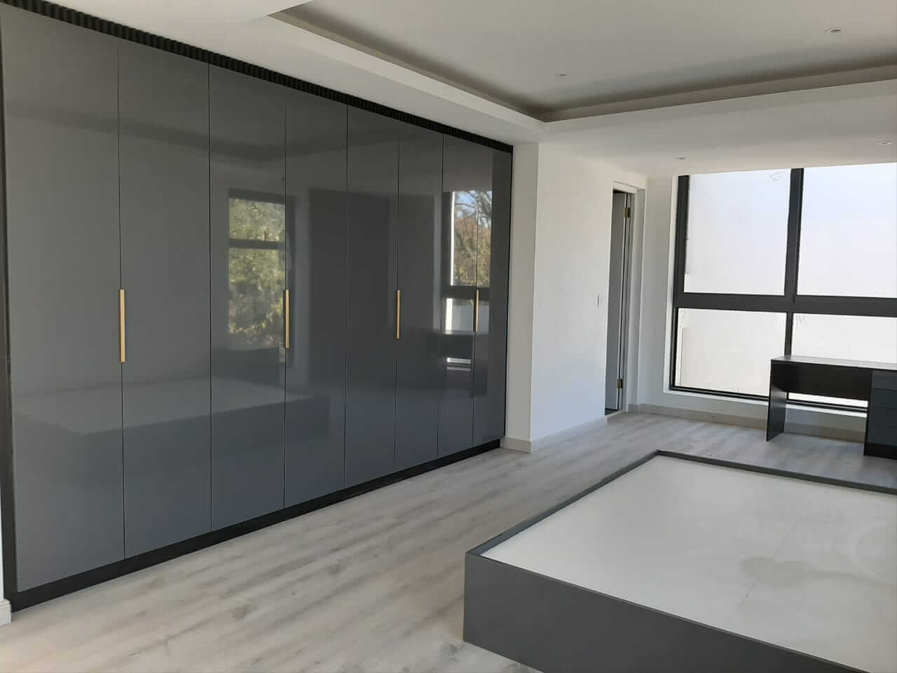 built in bedroom cupboards